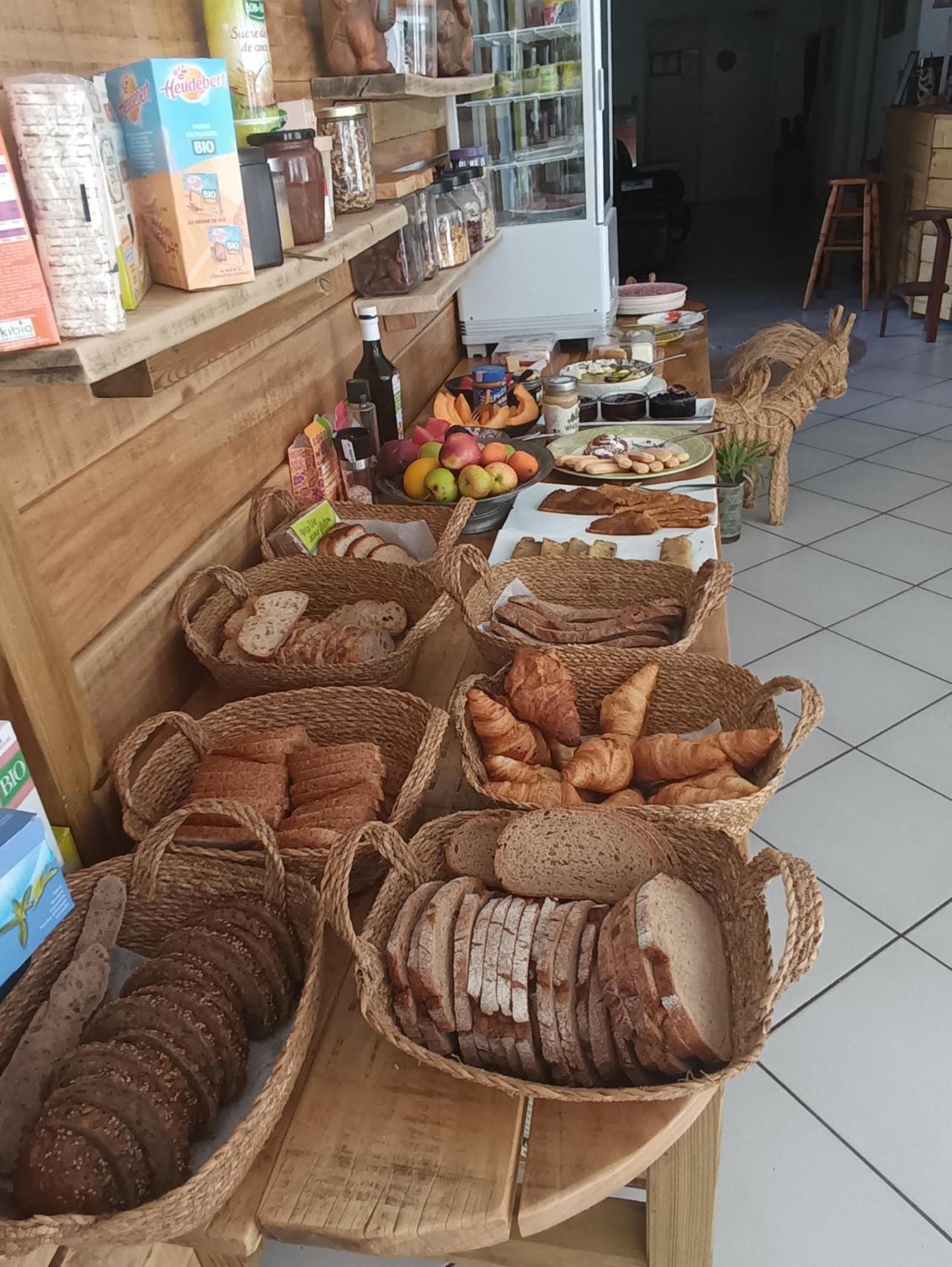 Bel Hotel Restaurant La Gentilhommiere Trèbes Eksteriør billede